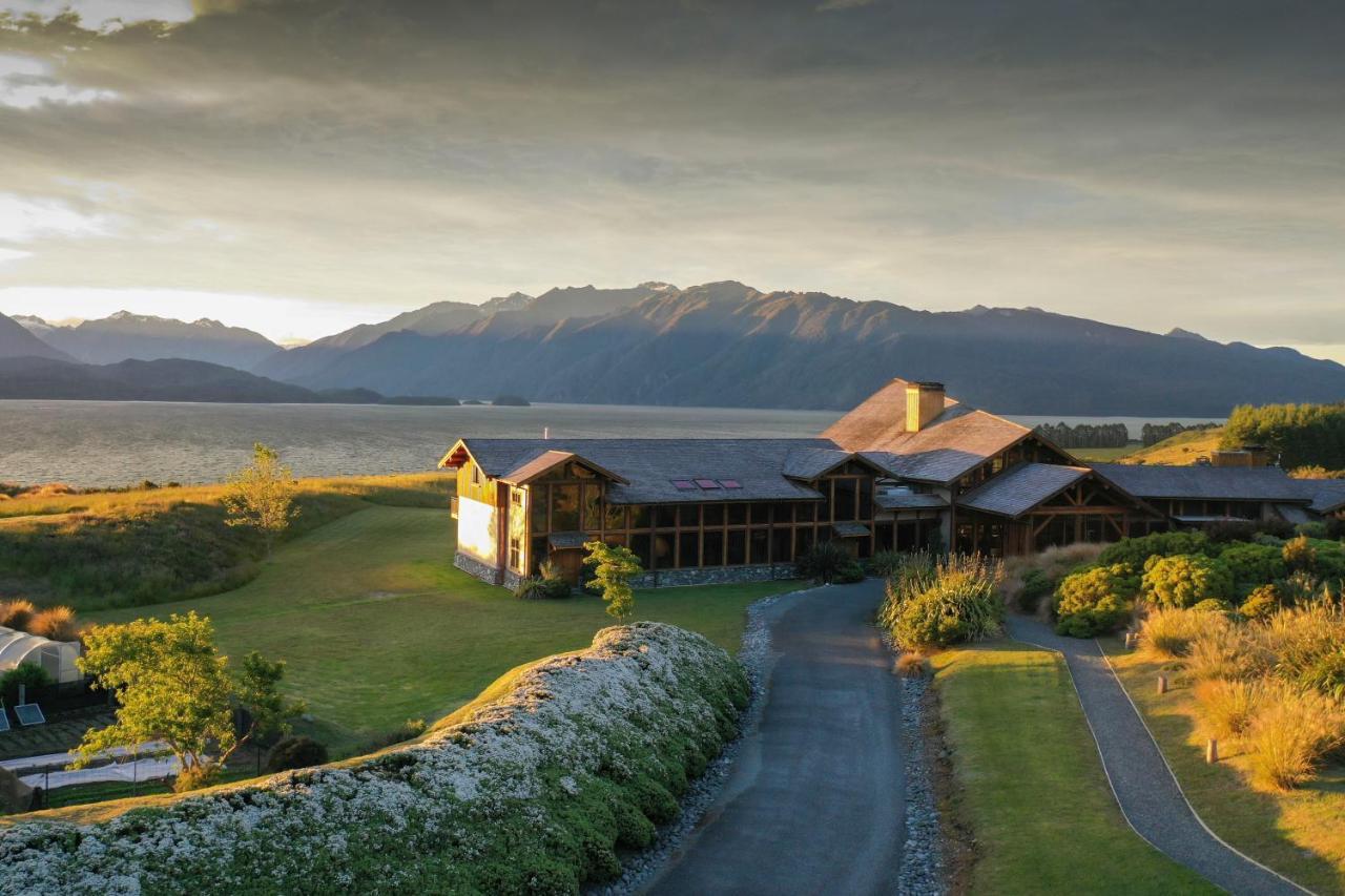 Fiordland Lodge Te Anau Exteriör bild